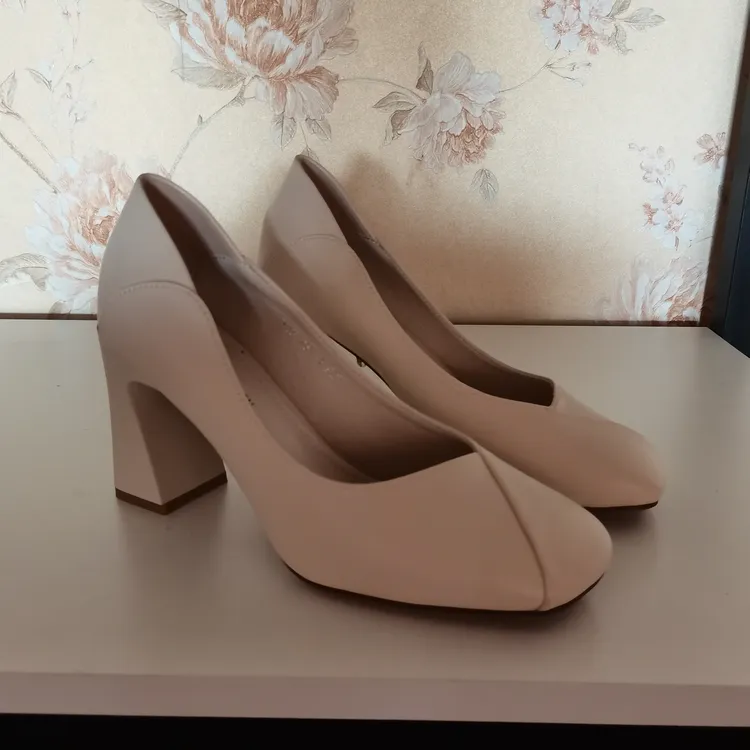 轻职风方头方根浅口高跟鞋舒适粗跟断码清仓处理单鞋时尚气质