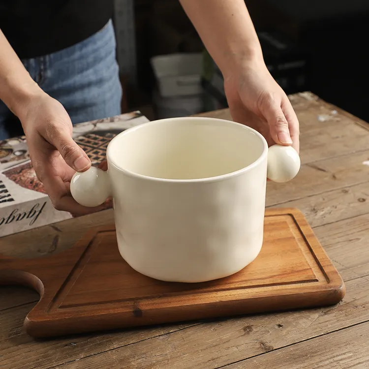 6.3英寸奶油黄高球球双耳碗微瑕