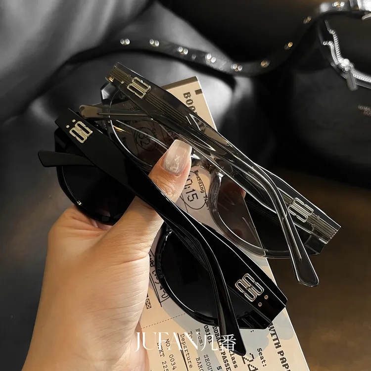 复古猫眼墨镜女气质百搭高级感小脸显瘦防遮阳防紫外线板材太阳镜