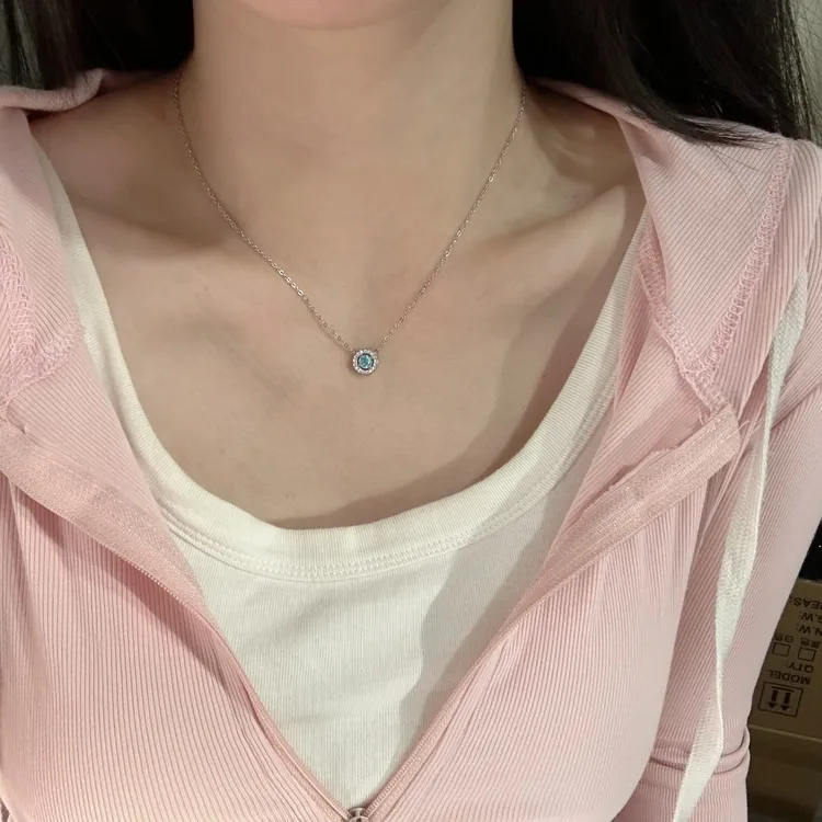 钛钢项链 8728银色微镶蓝色圆牌气质甜美精致轻奢小众女不掉色女