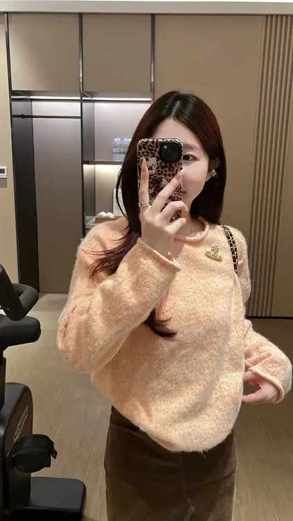 韩系高级感橘色套头毛衣女秋冬软糯慵懒风宽松针织上衣半身裙套装