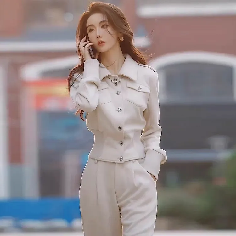 酷飒风休闲运动套装女冬季新款港风时尚气质收腰上衣阔腿裤两件套