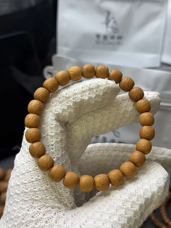 纯手工雕刻猴头云锦9×8mm全品无瑕保原皮原色无任何泡药
