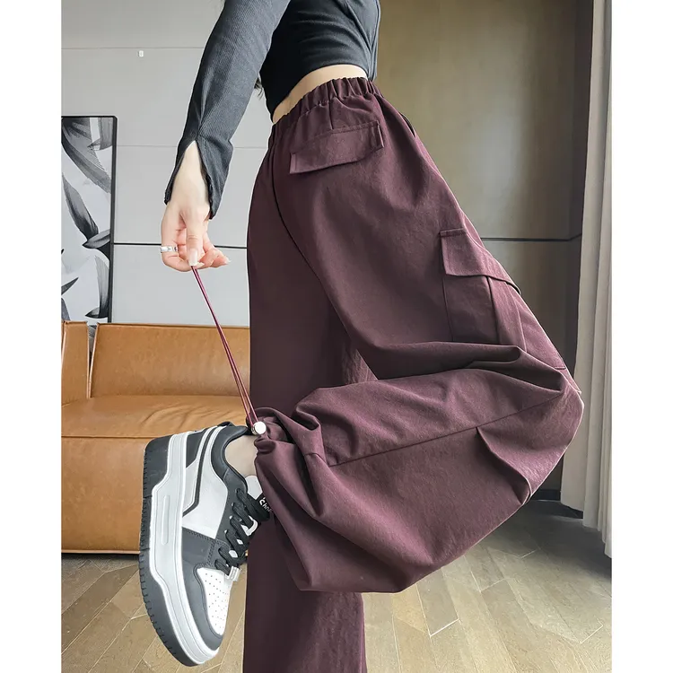 轻美式工装裤女秋季2025新款宽松超火的又酷又飒的紫色伞兵运动裤