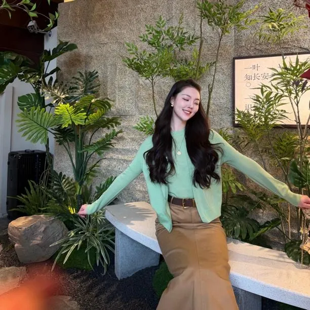 GIRDEAR/哥弟「流光温婉」秋冬新款慵懒风针织开衫148061