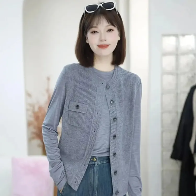 AMASS/阿玛施秋冬新款时尚百搭松弛感圆领羊毛针织开衫马夹548041