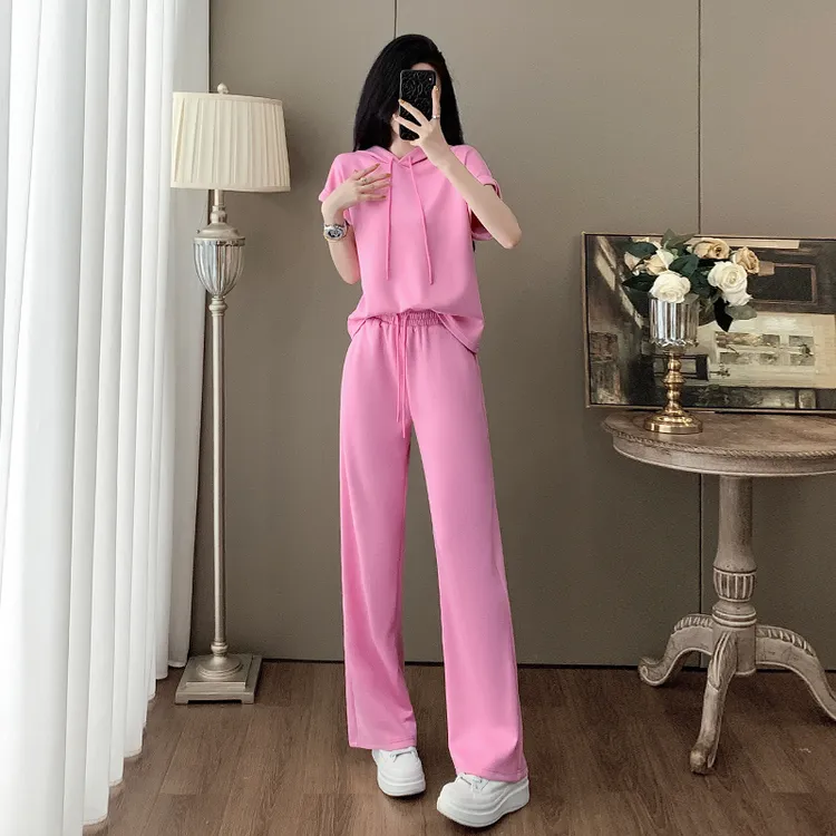 粉色休闲时尚套装女夏季显瘦洋气减龄运动短袖卫衣阔腿裤两件套
