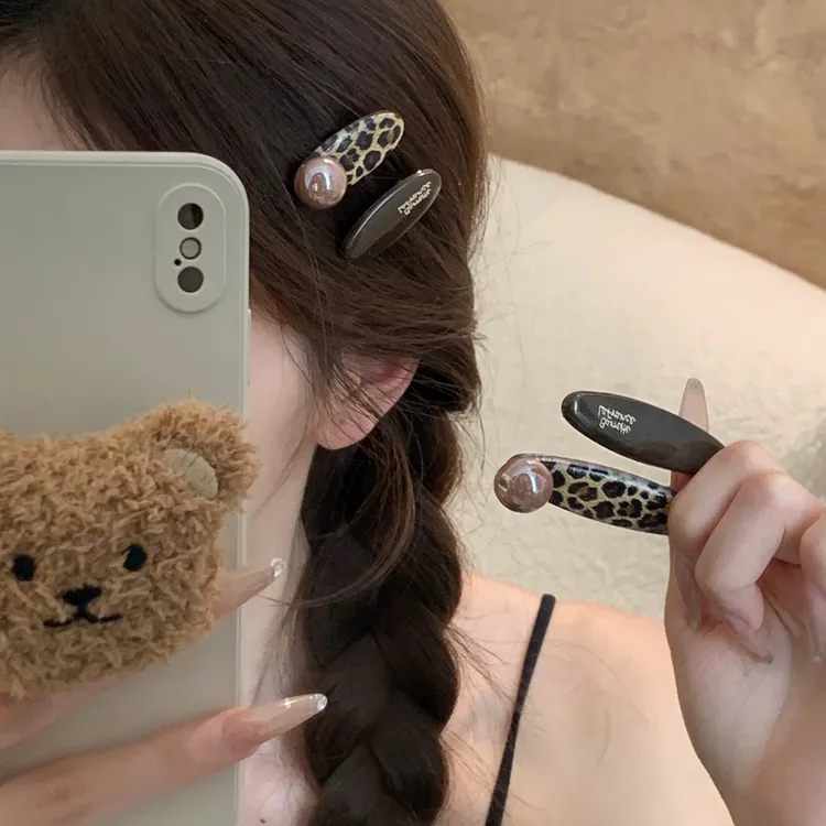 甜心豹纹！韩系豹纹珍珠侧边夹高级感气质百搭侧边鸭嘴夹发夹