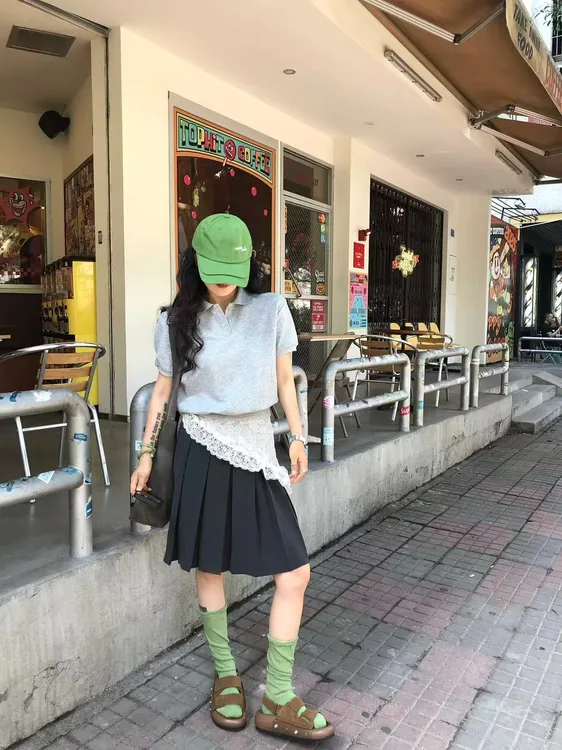 2025夏季新款韩系简约气质灰色polo衫高腰气质百褶半身裙套装