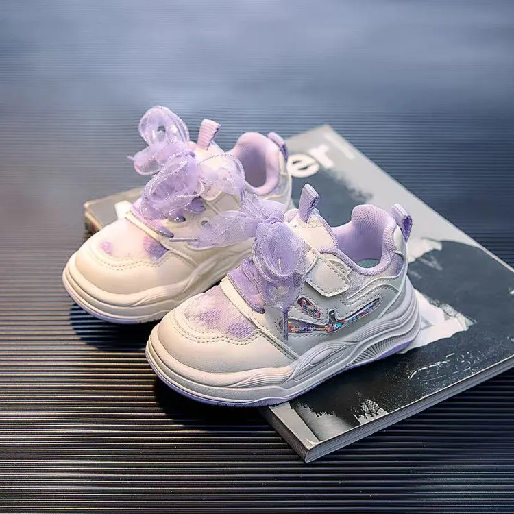 春秋新款网面女童百搭板鞋软底防滑适合女宝宝户外轻巧舒适跑步鞋