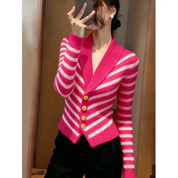 粉色条纹V领掐腰毛衣女2025秋冬超好看独特漂亮修身显瘦针织上衣