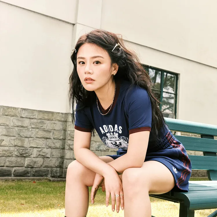 adidas Originals阿迪三叶草女子GRFX SHORTS针织短裤JW6065