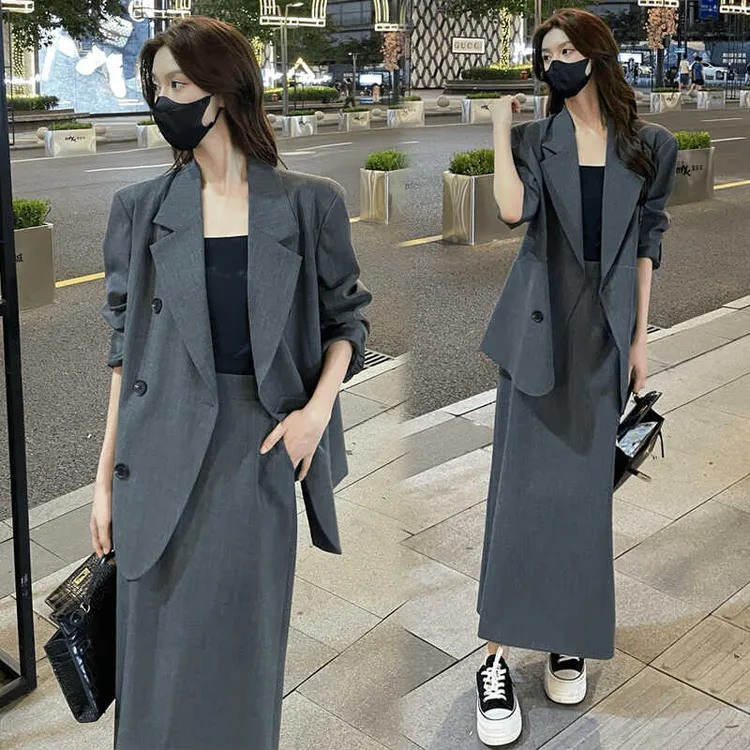 拉夏贝尔高级感西装套装裙女秋季新款时尚西服外套半身裙两件套