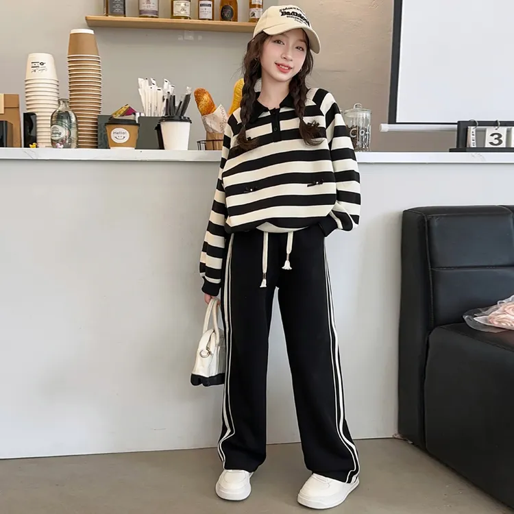 女童套装秋款2025新款洋气儿童休闲运动中大童网红女孩卫衣两件套