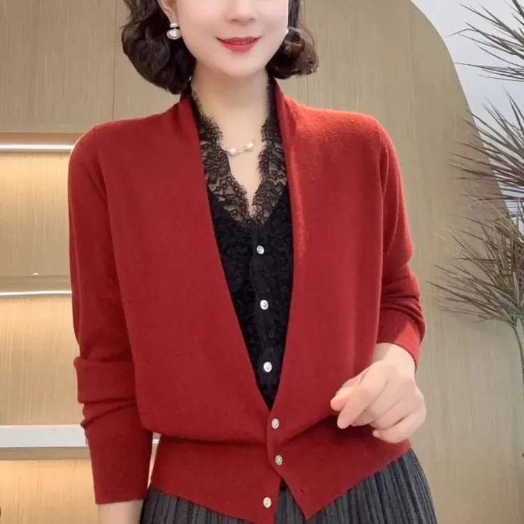 假两件蕾丝针织衫春秋新款中年女装妈妈长袖毛衣韩版百搭打底上衣