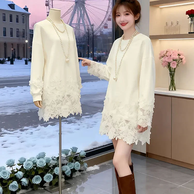 2025新款秋冬加绒白色蕾丝拼接内搭打底衫女宽松显瘦长袖T恤上衣