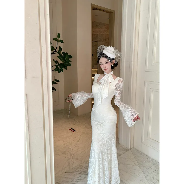实拍实价高级感气质蕾丝喇叭袖白色修身显瘦国风小众法式连衣裙