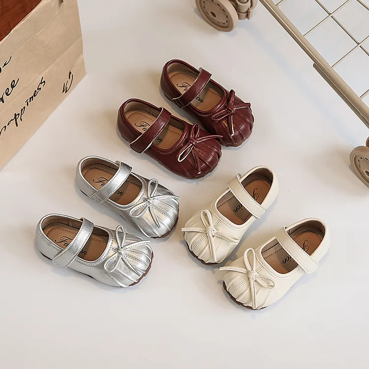 潮牌儿童小香风褶皱小皮鞋2025春季新款韩版女童软底公主鞋浅口豆