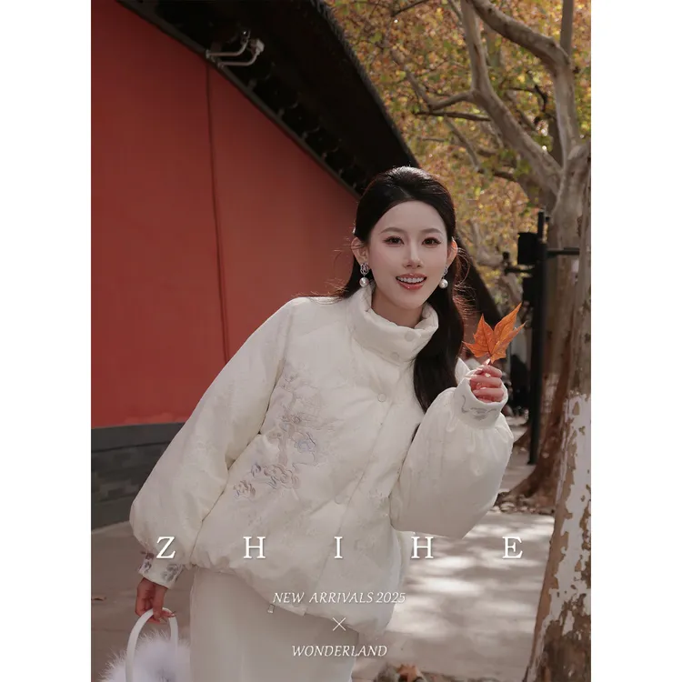 无艳一禾【广寒仙子】新中式蕾丝绣花羽绒服短款+人丝丝绒半裙