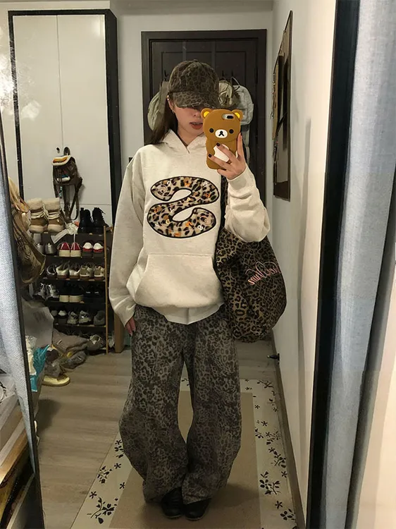 国潮牌灰色豹纹贴布刺绣帽衫卫衣女秋冬加绒宽松加厚美式重磅外套