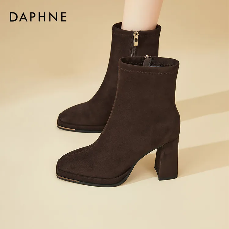 达芙妮洋气短靴2025年炸街女靴法式高跟瘦瘦靴英伦风女士通勤靴子