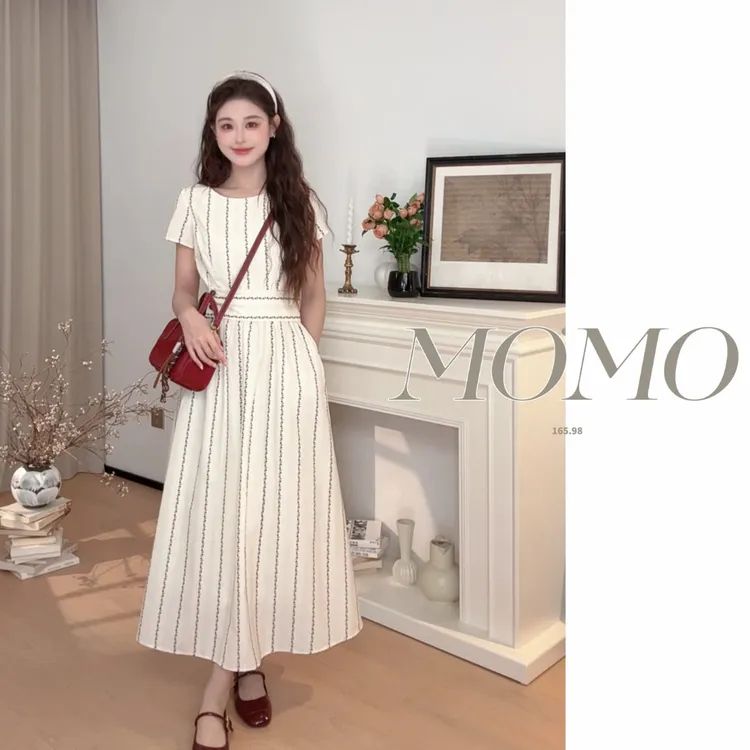 法式条纹短袖连衣裙子女夏季2025新爆款收腰气质长裙5734