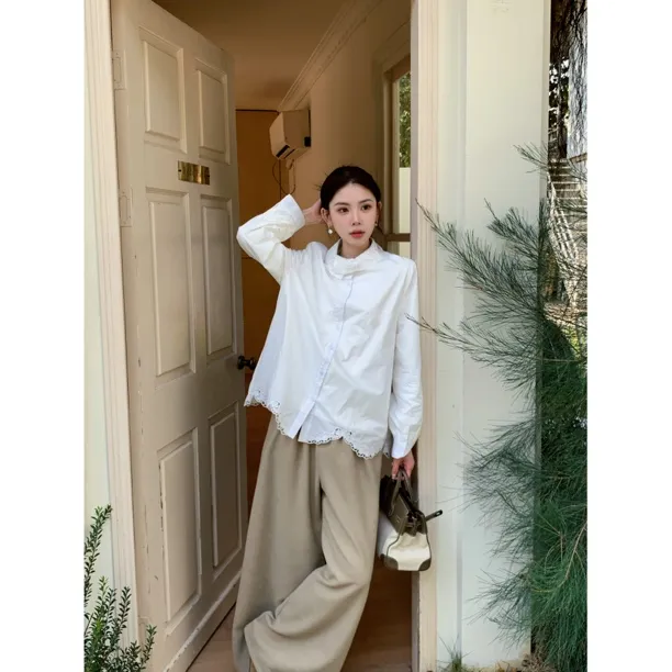 9981 秋冬季新款韩系百搭设计拼接感蕾丝衬衫女上衣