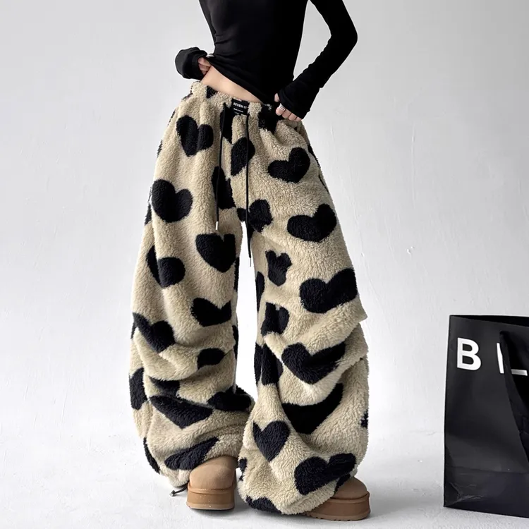 巨保暖软糯糯羊羔绒阔腿裤女秋冬2025新款爱心宽松加绒加厚休闲裤