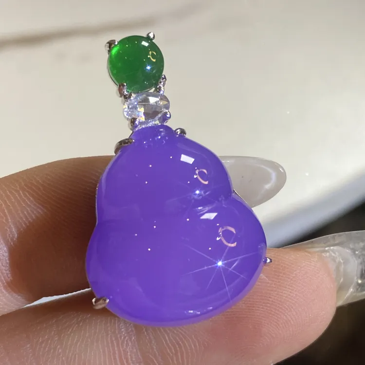 吊坠925银锆石 S925银镶嵌紫色葫芦吊坠显白大气百搭垫色吊坠