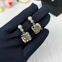 合金仿珍珠耳饰 S925银针复古小香双C耳钉