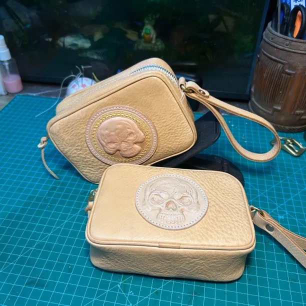 古月素兮手作骷髅文玩收纳包手工牛皮核桃手串包耳机包男烟包钱包