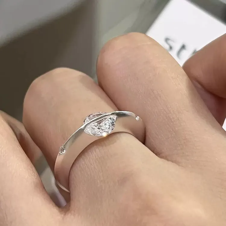 合金合成锆石戒指 设计师款恒星旋转女戒指高级感指环 JT-1142