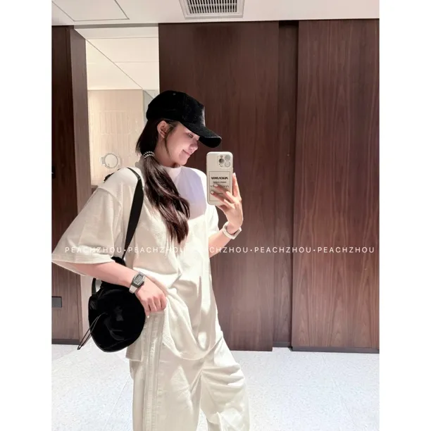 PEACHZHOU 奶皮磨毛堆堆半高领侧开叉宽松打底短袖休闲内搭T恤