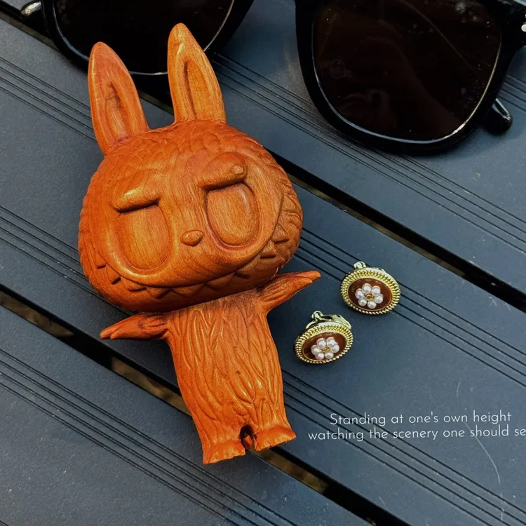 可以把玩包浆的木雕手办平衡走