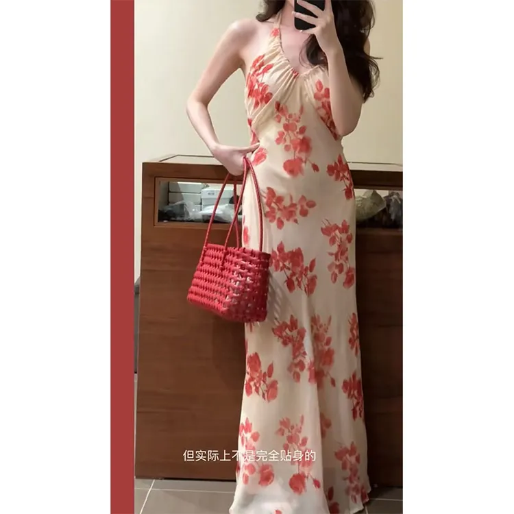 夏日绝美显身材温柔韩系气质小裙子小个子橘色碎花吊带连衣裙女