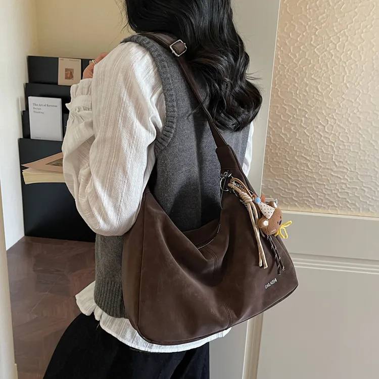 原创新款时尚气质外出饺子托特包百搭小众单肩大容量斜挎包通勤