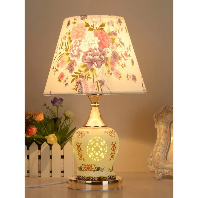 欧式简约遥控结婚庆卧室床头灯客厅创意时尚调光布艺节能灯台灯