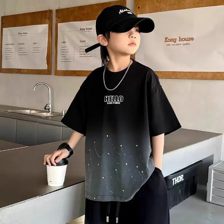 男童短袖T恤2025夏季新款洋气儿童设计感扎染渐变上衣帅气大童装