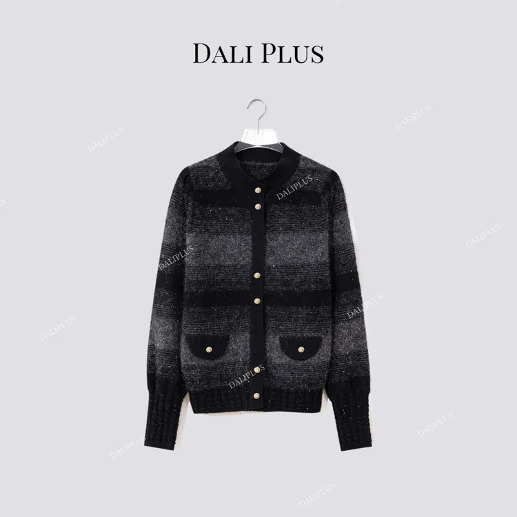 DALI PLUS“立领黑灰渐变毛衣”羊毛混纺拉毛针织女装-D5SZ8243