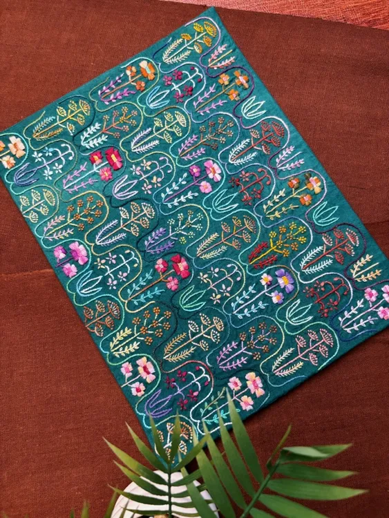 大繁花刺子绣茶杯垫