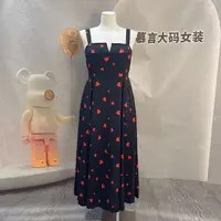 9327黑色爱心吊带连衣裙长裙