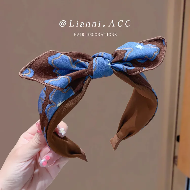 高级感缎面咖色洋气蓝色蝴蝶发箍女时尚宽边兔耳朵外出百搭发卡