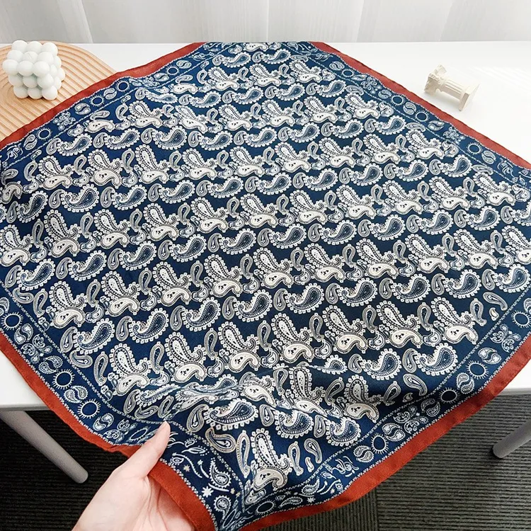 韩版人字纹腰果花小方巾丝巾女春秋围脖时尚搭配衬衫西装围巾女