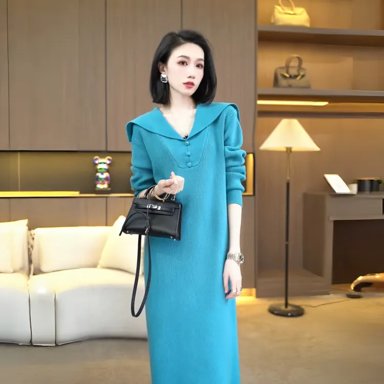 2025李思桐新款毛衣裙加厚针织海军领洋气宽松连衣裙子7417
