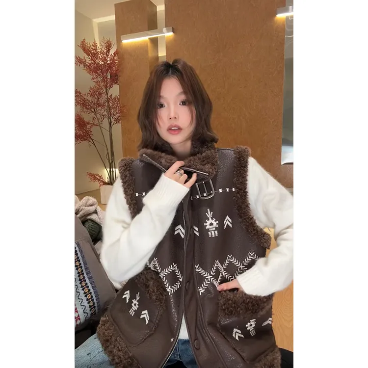 【ZHEN】25K02194 2025新款外套职场风小众设计师款皮毛一体马甲