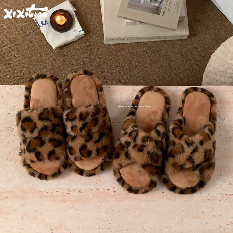 细细条 高级感豹纹毛毛拖女秋冬时尚家居外穿露趾一字交叉棉拖鞋