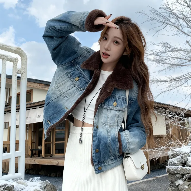 复古百搭短外套冬日氛围感加绒加厚牛仔渐变洗水宽松版型外套