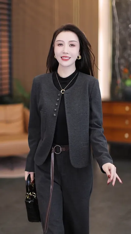 2025时尚气质套装女秋季新款洋气毛呢外套显瘦阔腿裤超火两件套