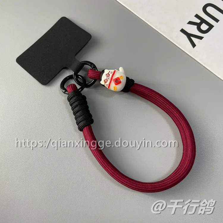 立体公仔招财卡通猫红色手机短挂绳防摔手腕绳适用相机创意手绳女