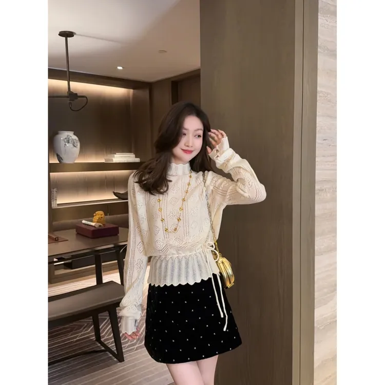 W·HAHA【露思毛衣】 100绵羊毛立领蕾丝镂空针织衫10619